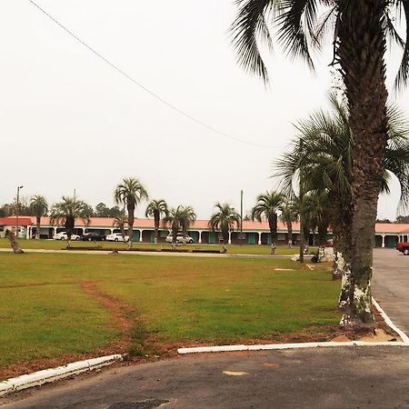 Motel Jesup Bagian luar foto