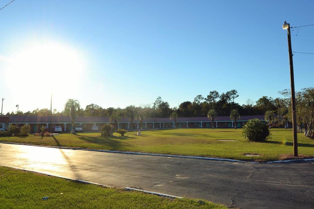 Motel Jesup Bagian luar foto