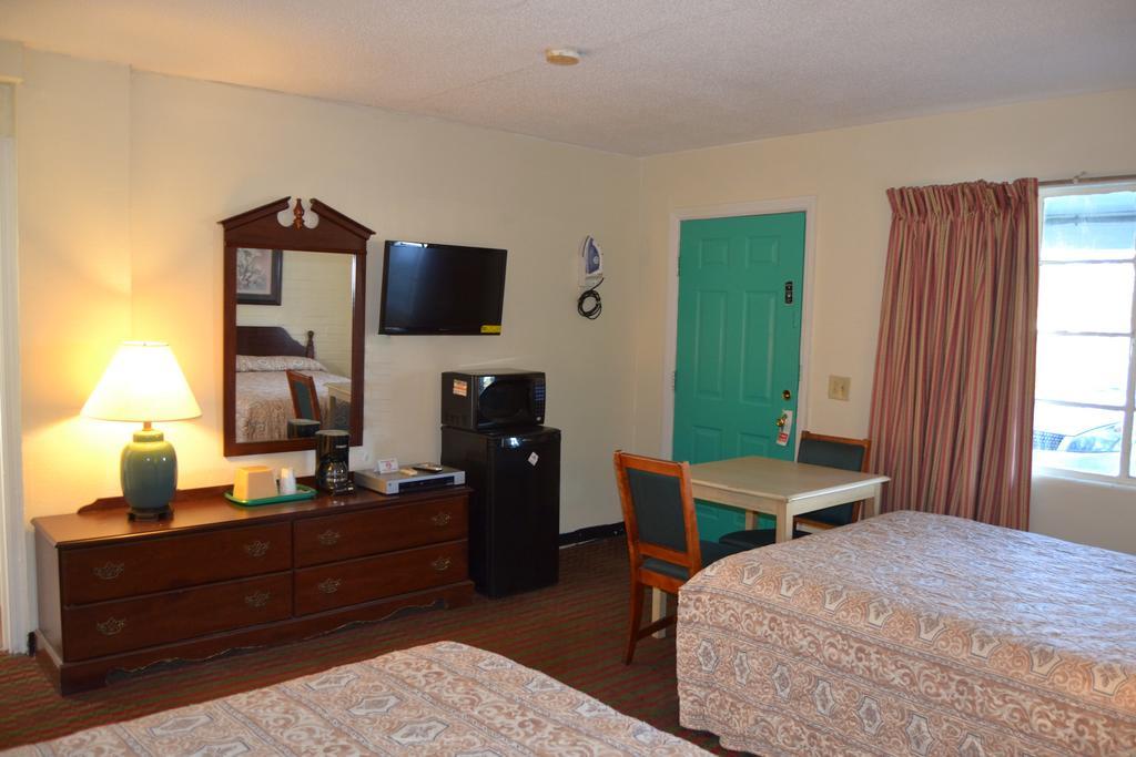 Motel Jesup Bagian luar foto