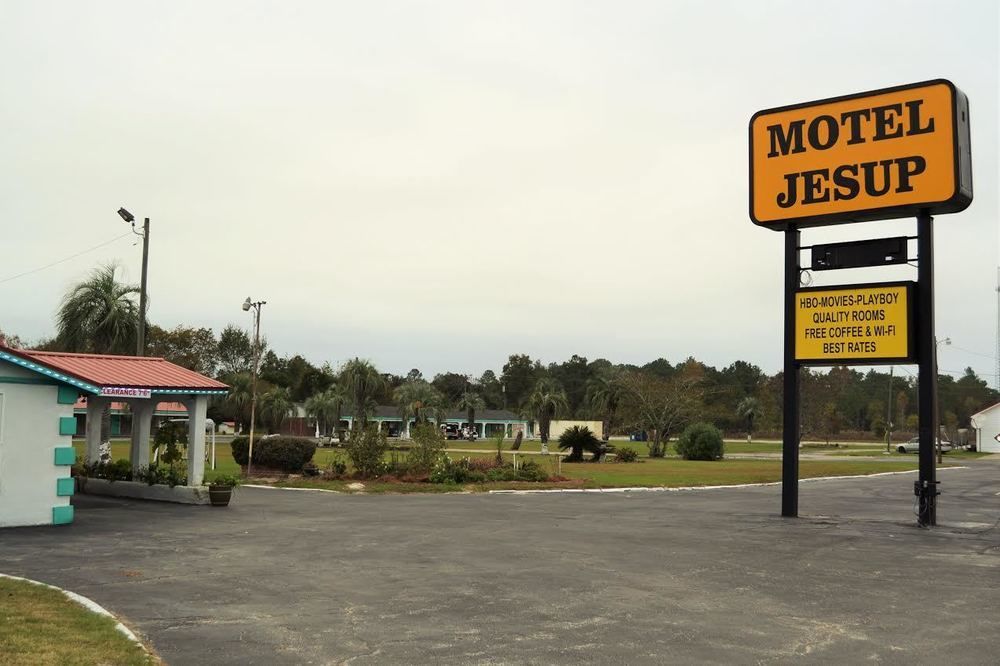 Motel Jesup Bagian luar foto